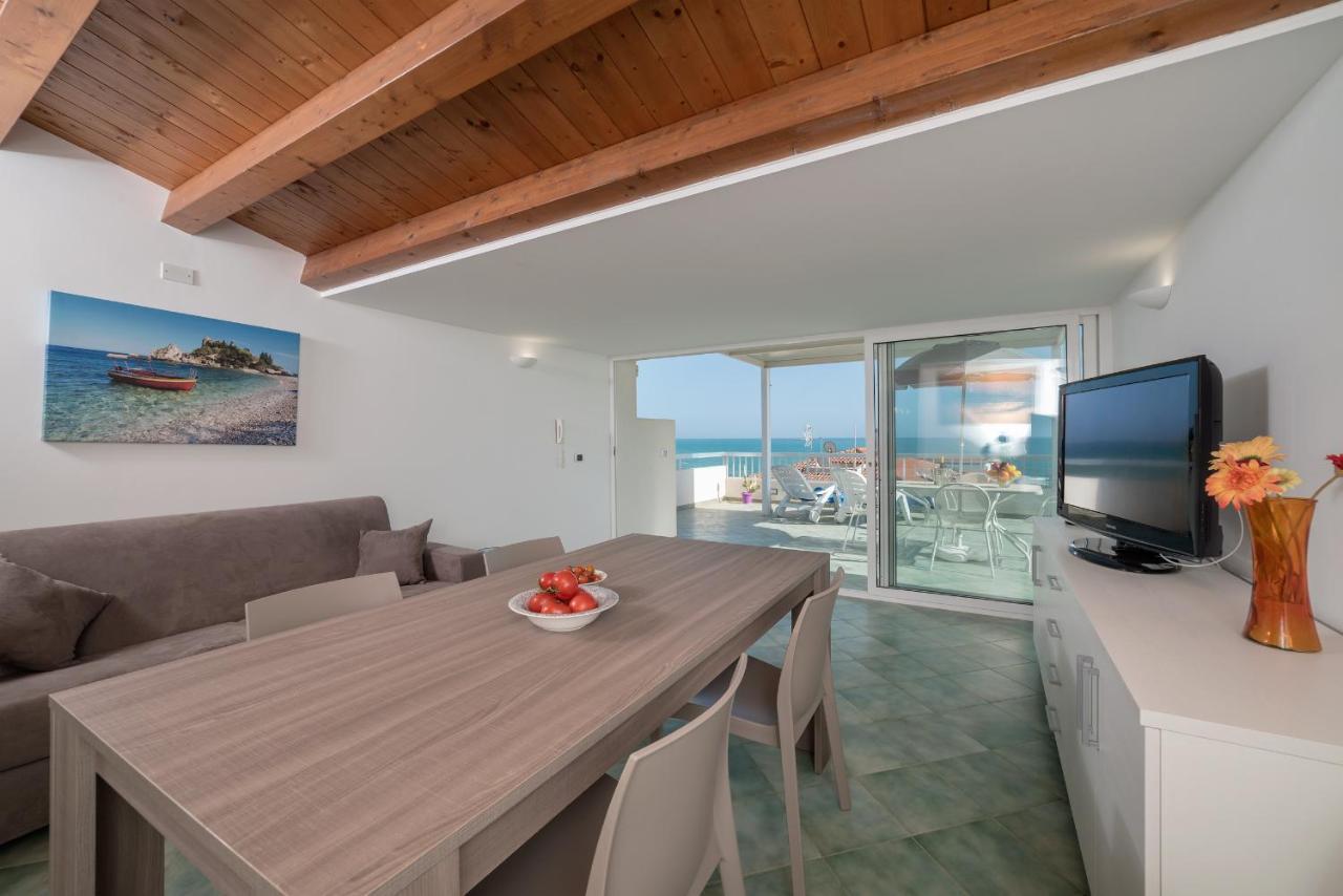 Archimede, Appartamento Con Vista In Centro A Марина-ди-Рагуза Экстерьер фото