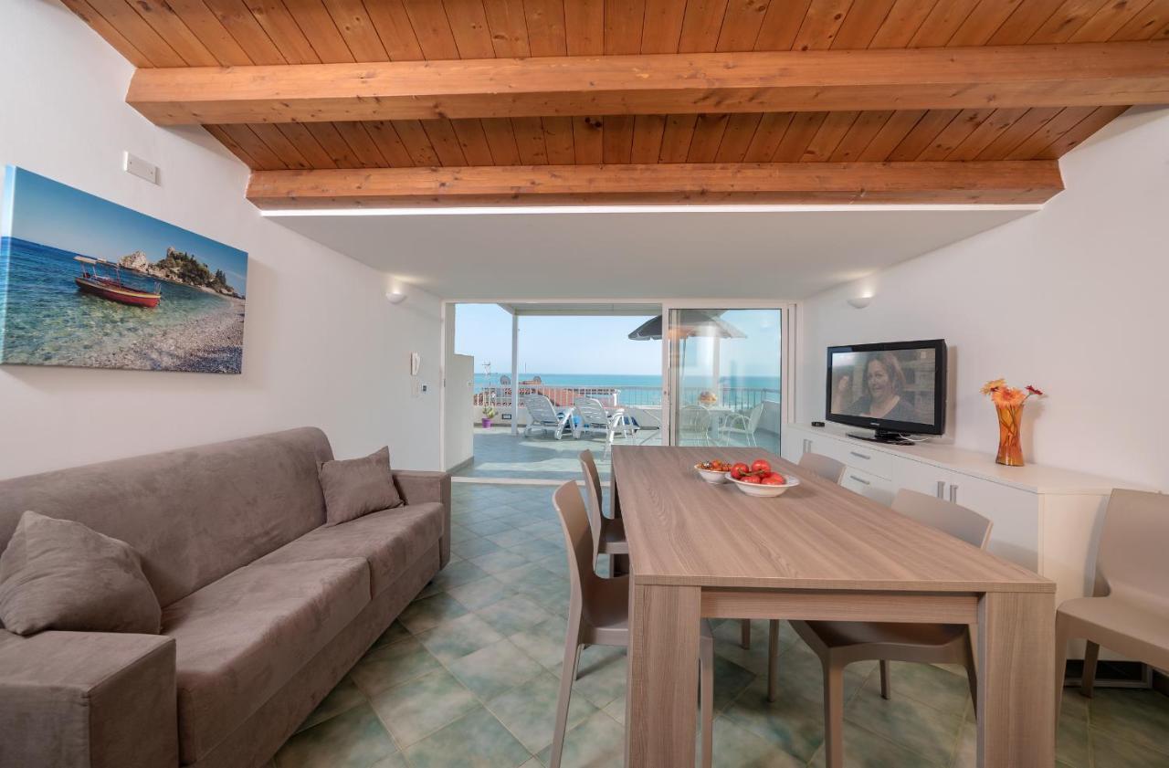 Archimede, Appartamento Con Vista In Centro A Марина-ди-Рагуза Экстерьер фото