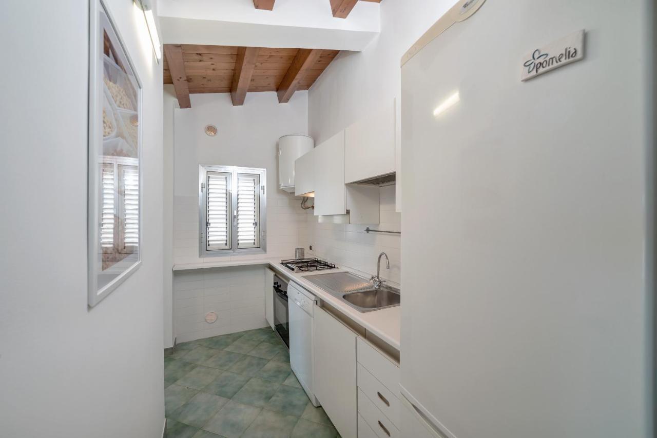 Archimede, Appartamento Con Vista In Centro A Марина-ди-Рагуза Экстерьер фото